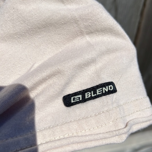 Blend clothing brand T-Shirt size medium - Picture 4 of 6